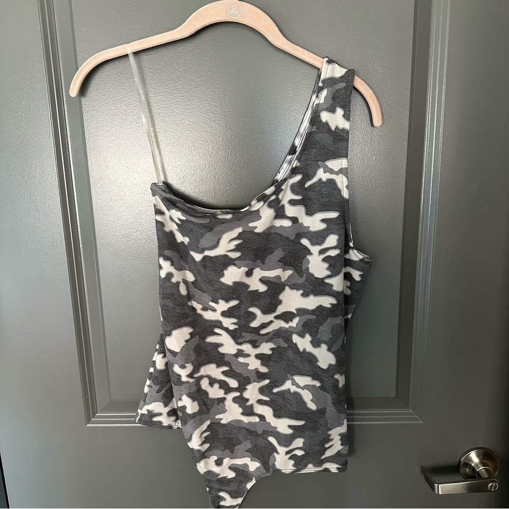 Lelis collection camo bodysuit